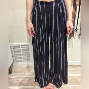 Stripe wide leg trousers with slit
